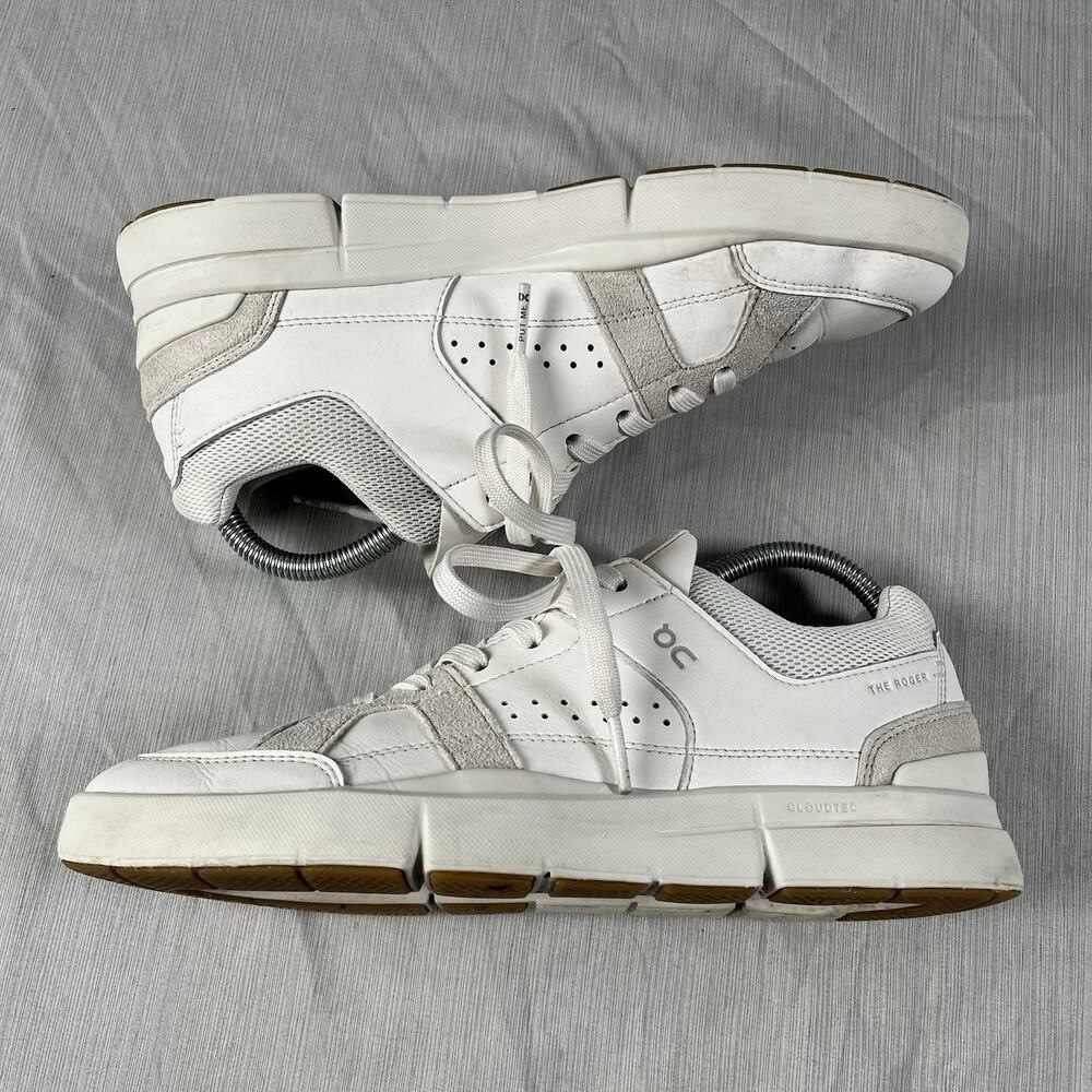 On Cloud The Roger Advantage Women’s Size 8.5 White Casual Preppy Designer Shoes
